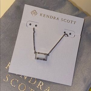 Kendra Scott necklace